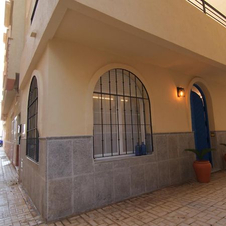 Mara'S Apartments Torremolinos La Mar - Beachfront Tiny House - Bajondillo Exterior photo